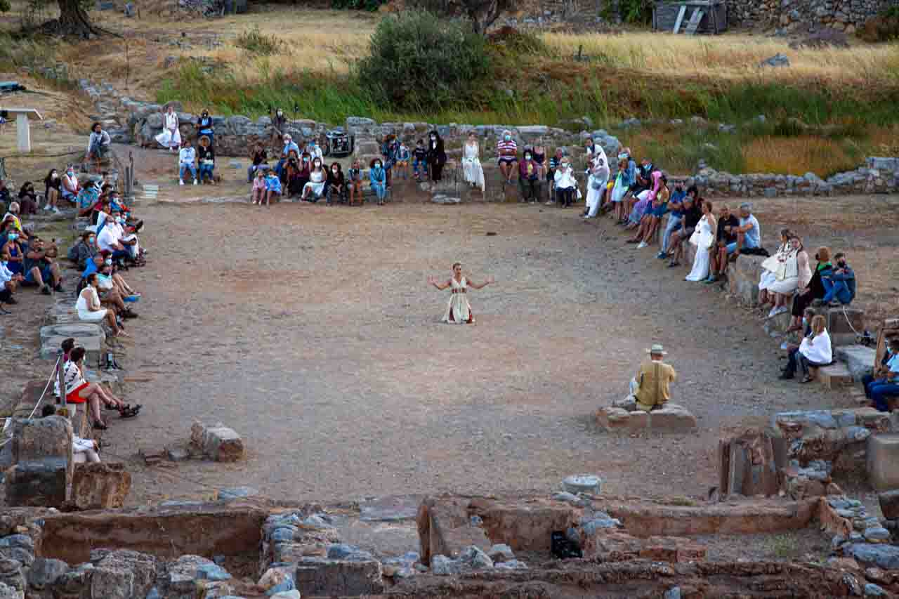 Anamnesis Zakros / All is One - Stage area from above